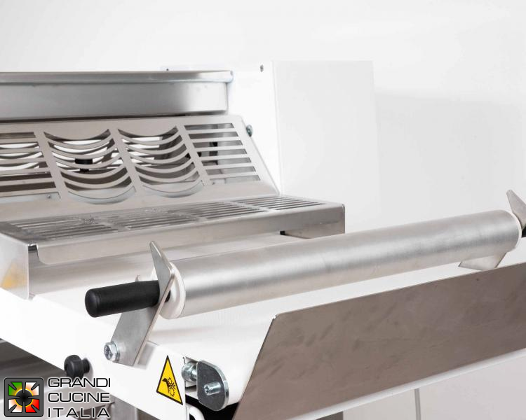  Tabletop dough sheeter PM500 with 700 mm belt