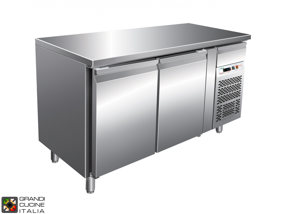  Refrigerated counter GN1/1 with ventilated refrigeration - Range -2 / +8