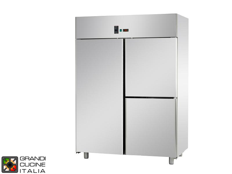  Refrigerated Cabinet - 1400 Liters - Temperature 0 / +10 °C - Three Doors - Ventilated Refrigeration - Fan Speed Variator - Pastry Version