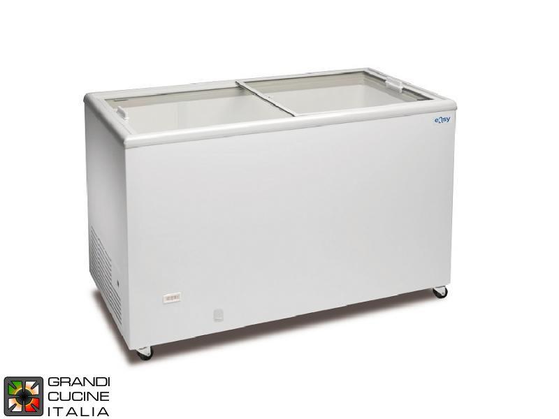  Chest Freezer - 304 Liters - Static Refrigeration - Temperature -18 / -25 °C - Sliding Doors