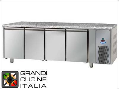  Tavolo frigorifero - GN 1/1 - Temperatura -18°C / -22°C - Quattro sportelli - Vano motore destro - Piano di lavoro in pietra