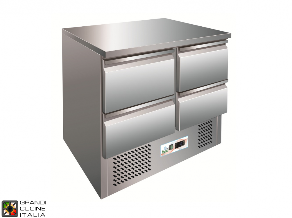  Tavolo frigorifero - GN 1/1 - Temperatura +2°C / +8°C - Quattro Cassetti - Vano motore Inferiore - Piano di lavoro liscio - Refrigerazione Statica
